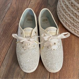 Keds Kate Spade ♠️ white / cream glitter sneakers